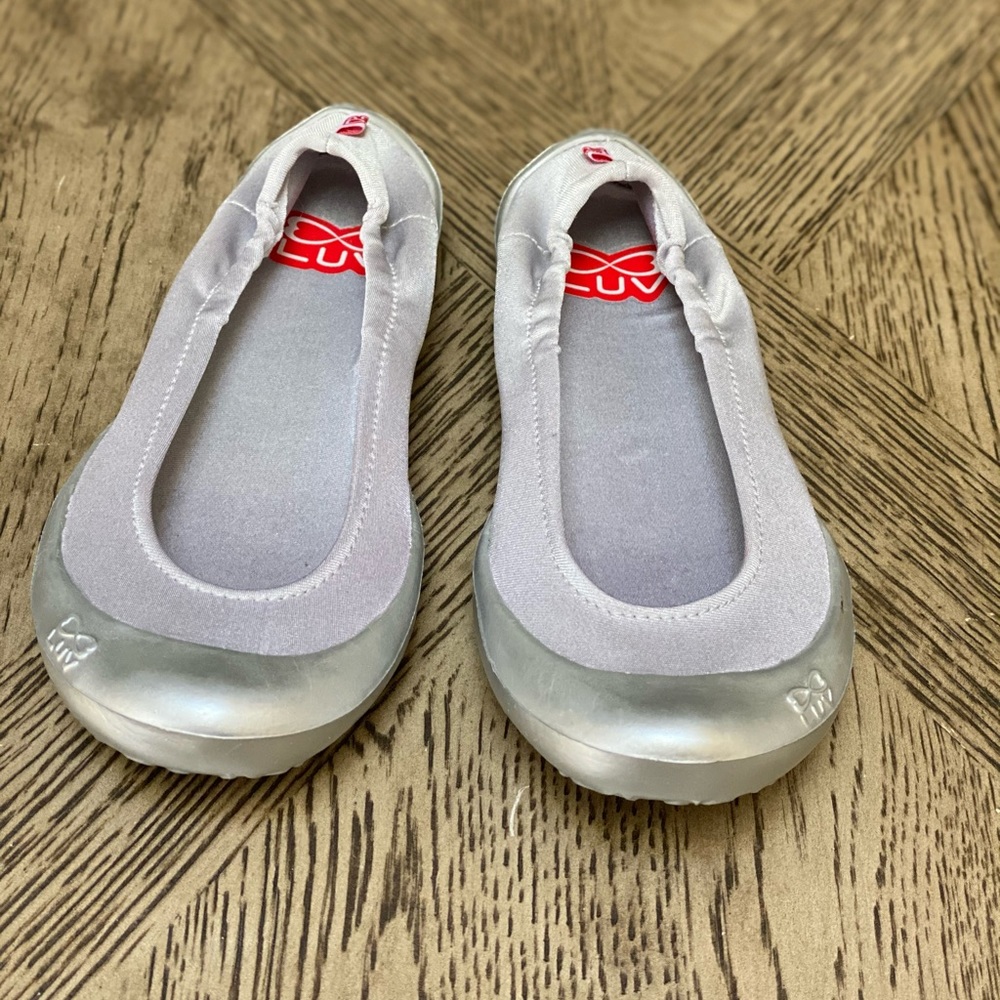 Super cute  waterproof LUV footwear